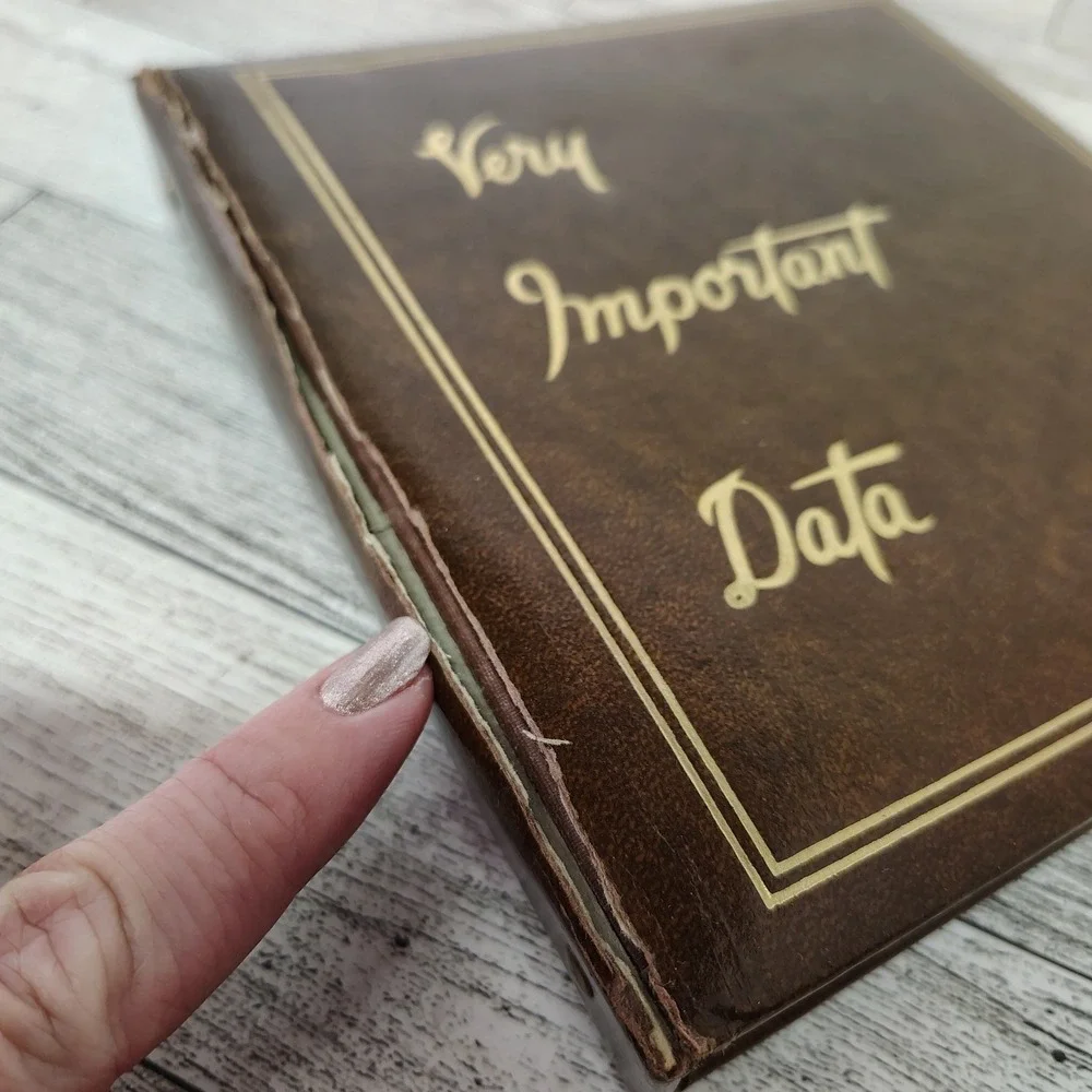 1961 Very Important Data Address Book‎ Telephone Number Organizer True Vintage